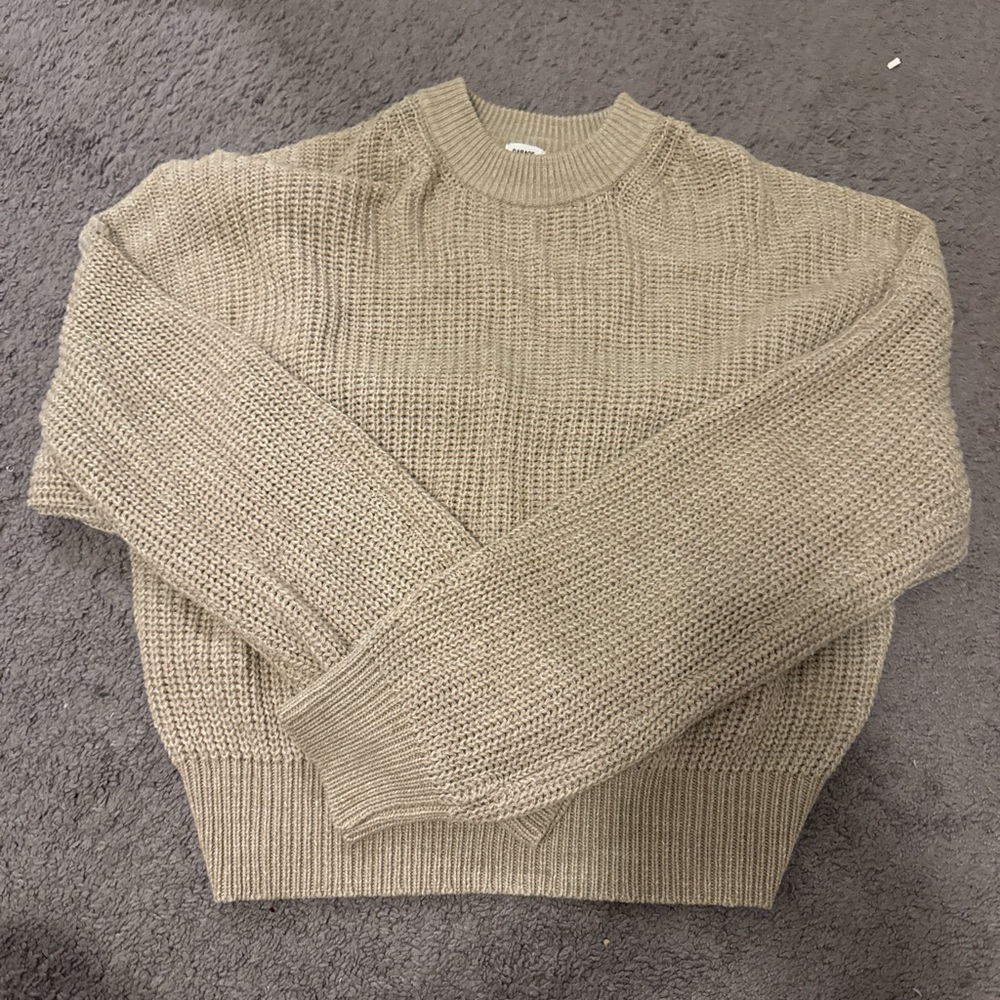 Very cute Garage sweater